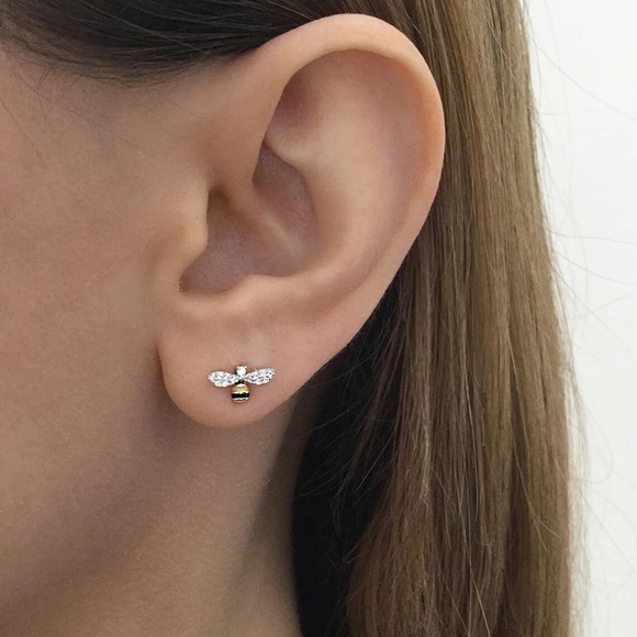 🐝Sparkly Adorable SilverTone Petite Bumblebee Post Back Stud Earrin - Picture 3 of 14